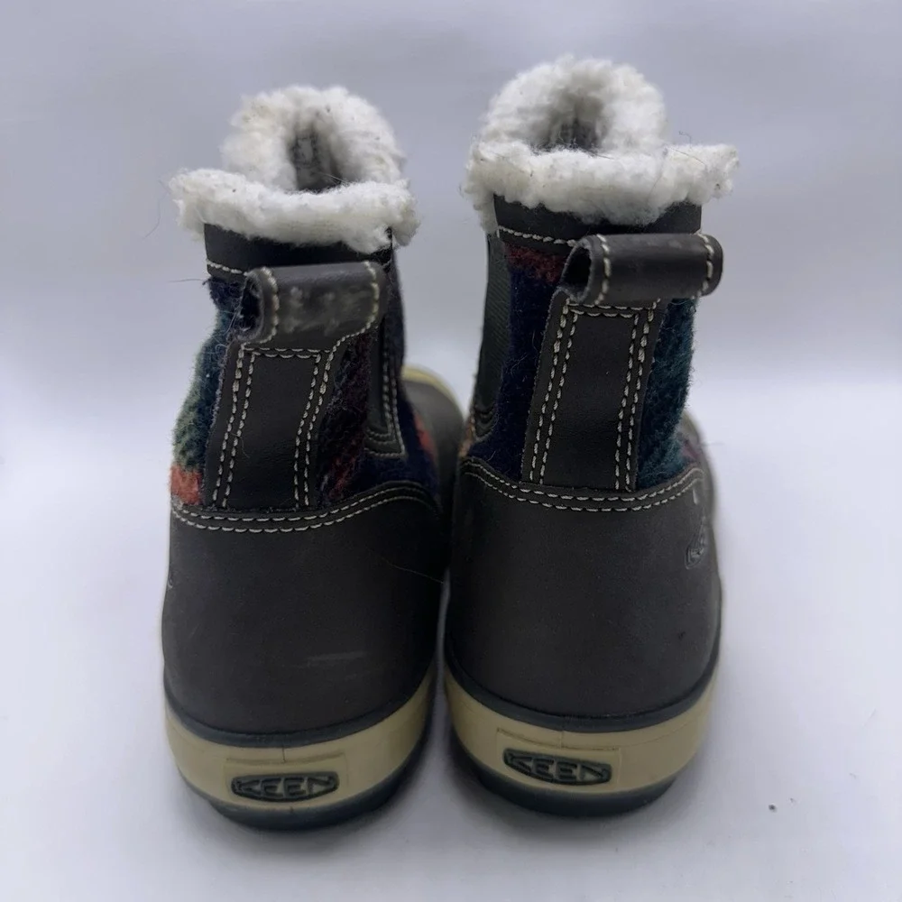 KEEN Elsa Chelsea Boots Size 8 Women Coffee Bean Plaid Wool Waterproof Insulated